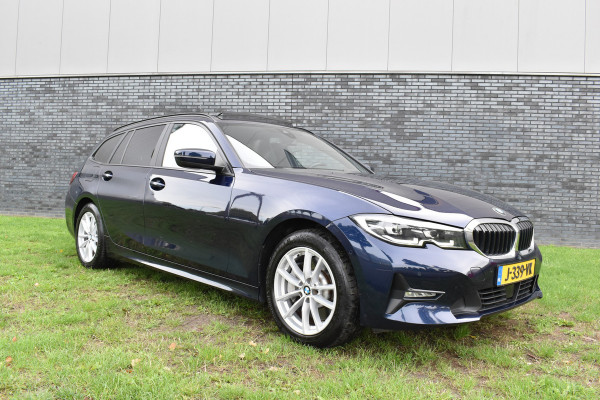 BMW 3 Serie Touring 330e Business Edition Plus Plugin-hybride Pano Leder