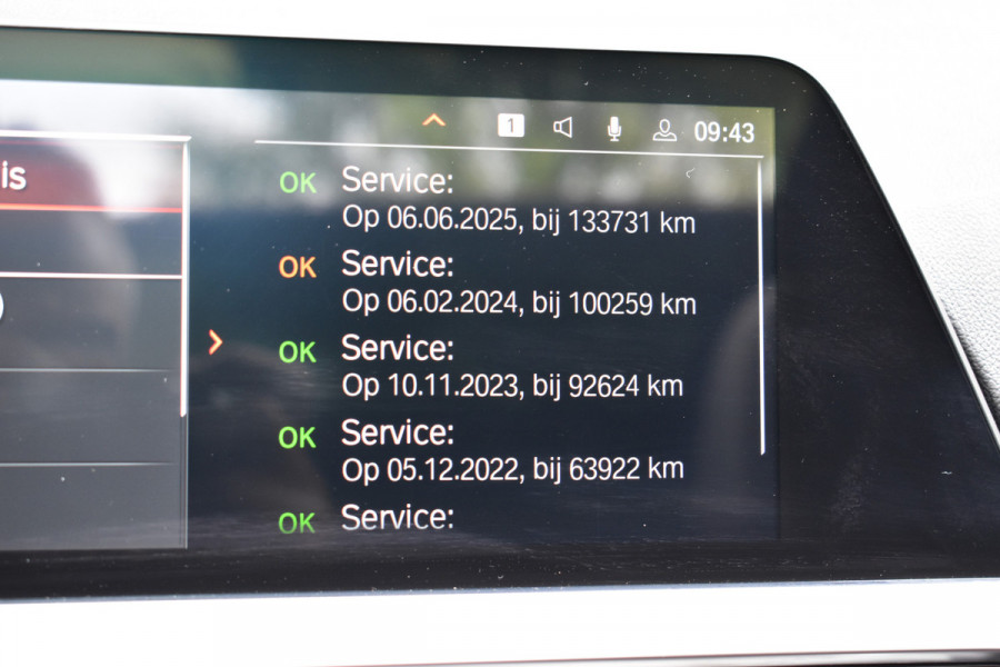 BMW 3 Serie Touring 330e Business Edition Plus Plugin-hybride Pano Leder
