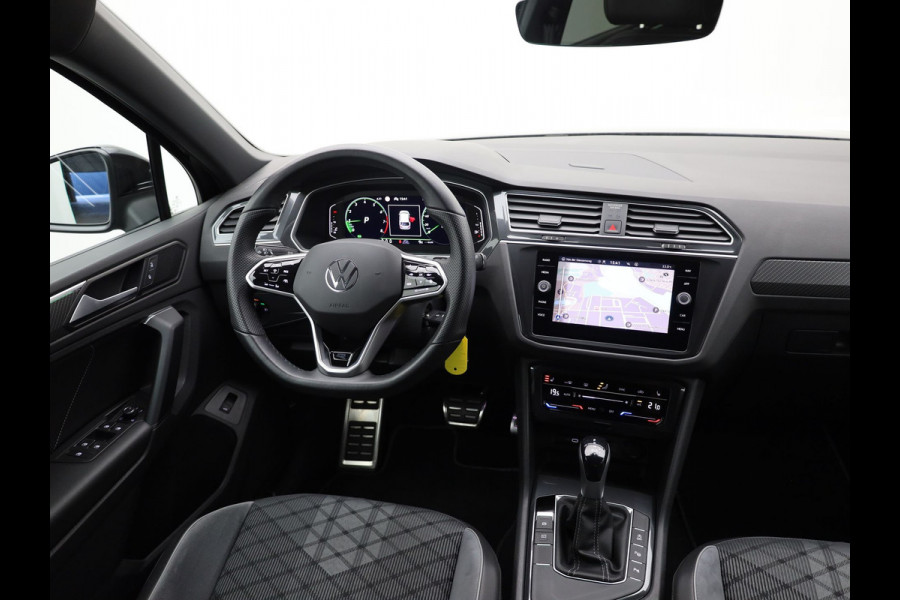 Volkswagen Tiguan 1.5 TSI R-Line Business | Black Style | IQ Light | Side Assist | Elk. A-klep | Camera | Prijs Rijklaar !!