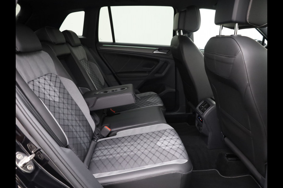 Volkswagen Tiguan 1.5 TSI R-Line Business | Black Style | IQ Light | Side Assist | Elk. A-klep | Camera | Prijs Rijklaar !!