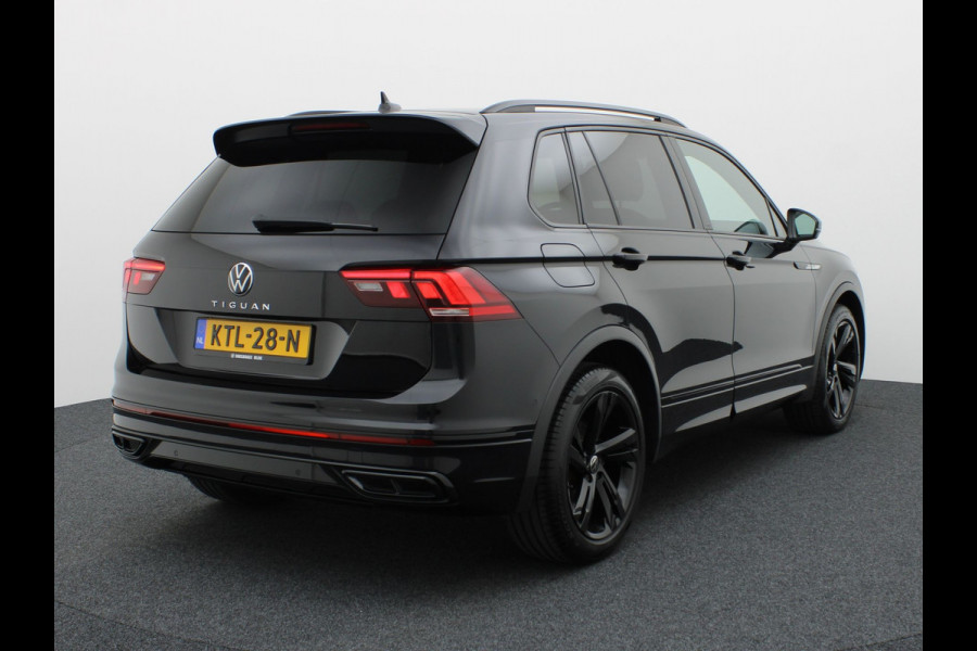 Volkswagen Tiguan 1.5 TSI R-Line Business | Black Style | IQ Light | Side Assist | Elk. A-klep | Camera | Prijs Rijklaar !!