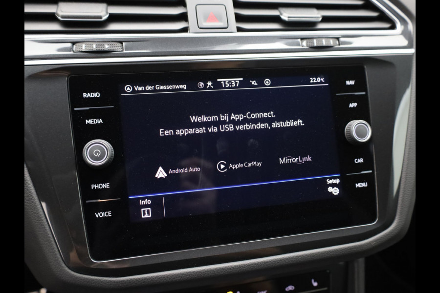 Volkswagen Tiguan 1.5 TSI R-Line Business | Black Style | IQ Light | Side Assist | Elk. A-klep | Camera | Prijs Rijklaar !!