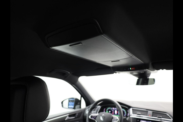 Volkswagen Tiguan 1.5 TSI R-Line Business | Black Style | IQ Light | Side Assist | Elk. A-klep | Camera | Prijs Rijklaar !!