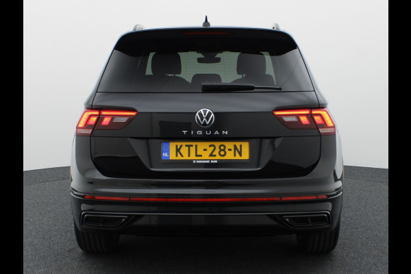 Volkswagen Tiguan 1.5 TSI R-Line Business | Black Style | IQ Light | Side Assist | Elk. A-klep | Camera | Prijs Rijklaar !!