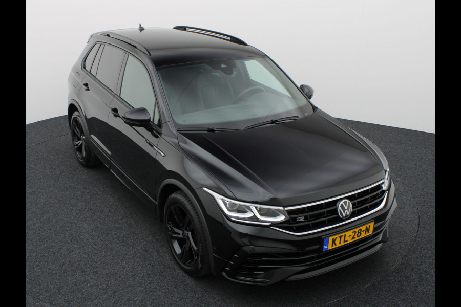 Volkswagen Tiguan 1.5 TSI R-Line Business | Black Style | IQ Light | Side Assist | Elk. A-klep | Camera | Prijs Rijklaar !!