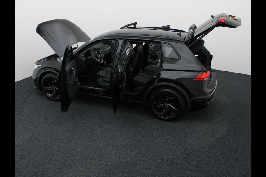 Volkswagen Tiguan 1.5 TSI R-Line Business | Black Style | IQ Light | Side Assist | Elk. A-klep | Camera | Prijs Rijklaar !!