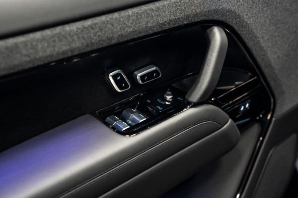 Land Rover Range Rover Sport 3.0 P550e Autobiography Edition PHEV *Panorama / Meridian / Vierwielbesturing / SV-Bespoke / HUD / Soft-Close*
