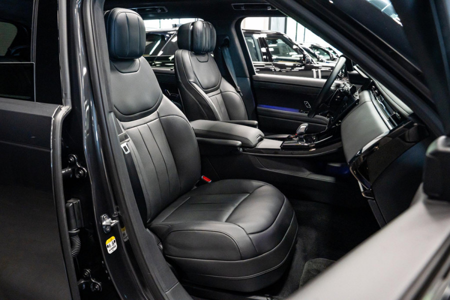 Land Rover Range Rover Sport 3.0 P550e Autobiography Edition PHEV *Panorama / Meridian / Vierwielbesturing / SV-Bespoke / HUD / Soft-Close*