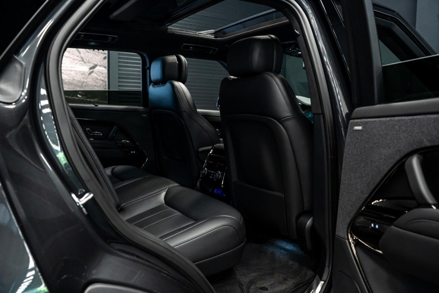 Land Rover Range Rover Sport 3.0 P550e Autobiography Edition PHEV *Panorama / Meridian / Vierwielbesturing / SV-Bespoke / HUD / Soft-Close*