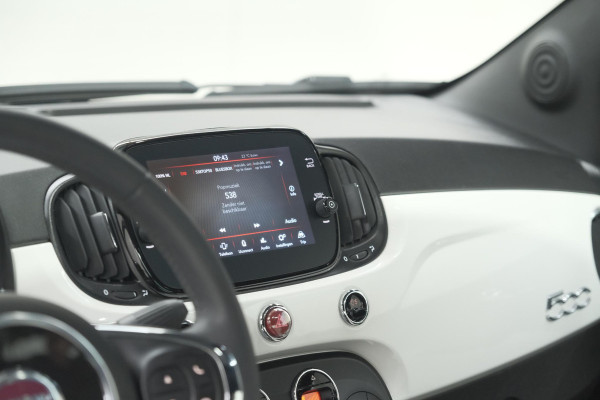 Fiat 500 1.0 Hybrid Dolcevita | Panoramadak | Climate Control | Apple Carplay | Parkeersensoren