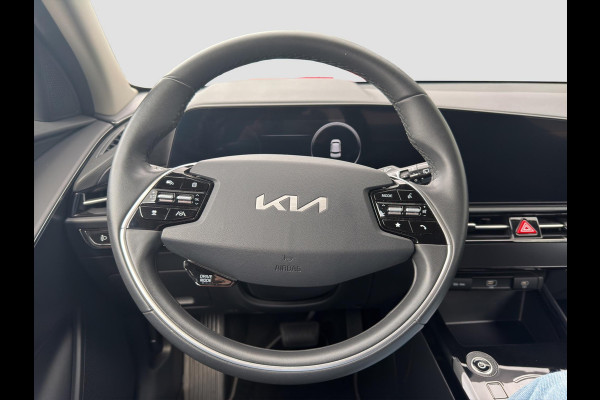 Kia Niro EV DynamicLine 64.8 kWh NIEUWSTAAT - EERSTE EIGENAAR - TREKHAAK