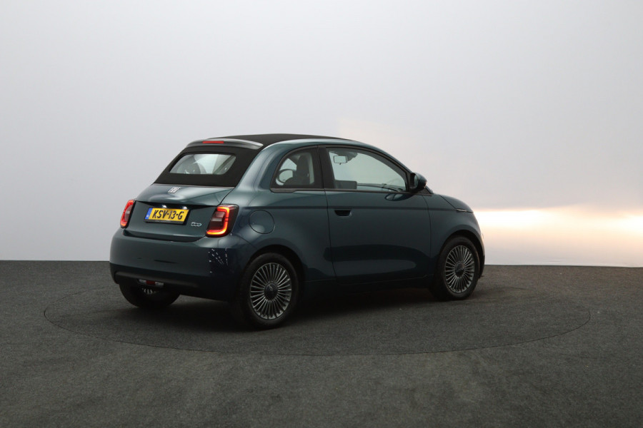 Fiat 500E Cabrio Icon 42 kWh 119 PK, 100 % SOH, Carplay, Memory, Cruise Control