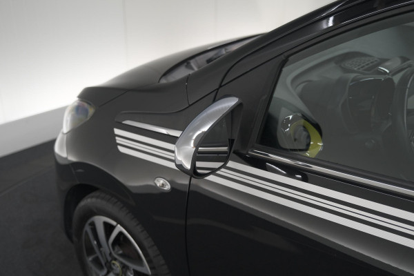 Peugeot 108 1.0 e-VTi Collection TOP! | Elektrisch Vouwdak | Apple Carplay | Climate Control | 15 Inch Lichtmetalen Velgen