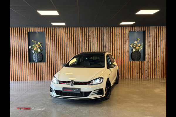 Volkswagen Golf 2.0 TSI GTI TCR / Pano / Dynaudio / Keyless / Camera / ACC / Virtual