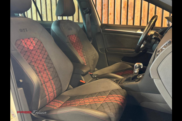 Volkswagen Golf 2.0 TSI GTI TCR / Pano / Dynaudio / Keyless / Camera / ACC / Virtual