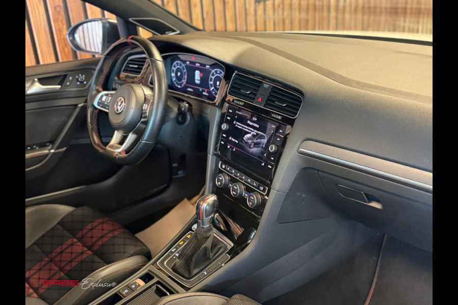 Volkswagen Golf 2.0 TSI GTI TCR / Pano / Dynaudio / Keyless / Camera / ACC / Virtual