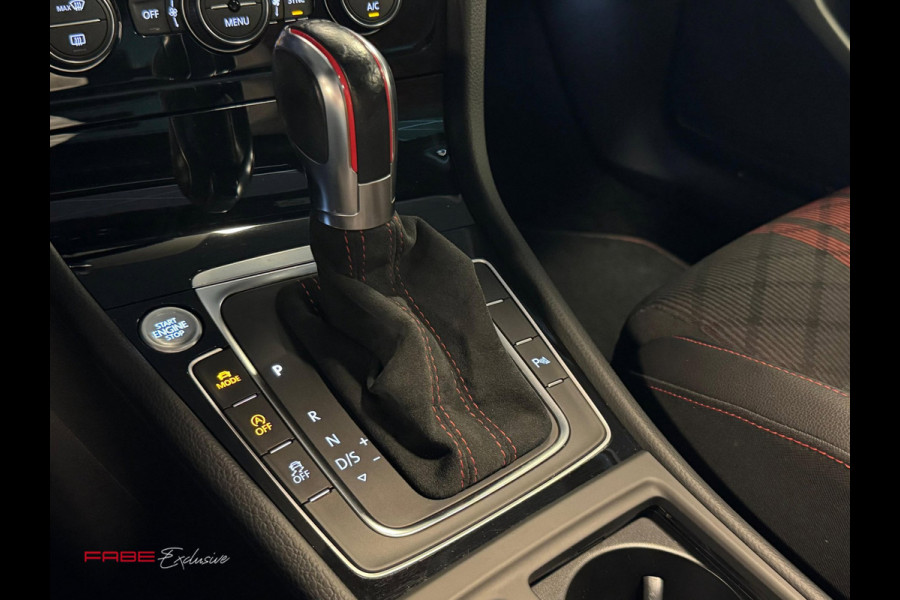 Volkswagen Golf 2.0 TSI GTI TCR / Pano / Dynaudio / Keyless / Camera / ACC / Virtual