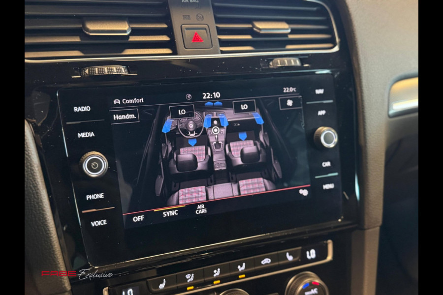 Volkswagen Golf 2.0 TSI GTI TCR / Pano / Dynaudio / Keyless / Camera / ACC / Virtual