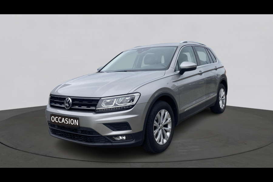 Volkswagen Tiguan 1.5 TSI Comfortline Business Trekhaak | Camera | Stoelverwarming | Navigatie