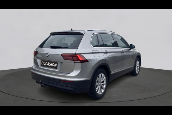 Volkswagen Tiguan 1.5 TSI Comfortline Business Trekhaak | Camera | Stoelverwarming | Navigatie