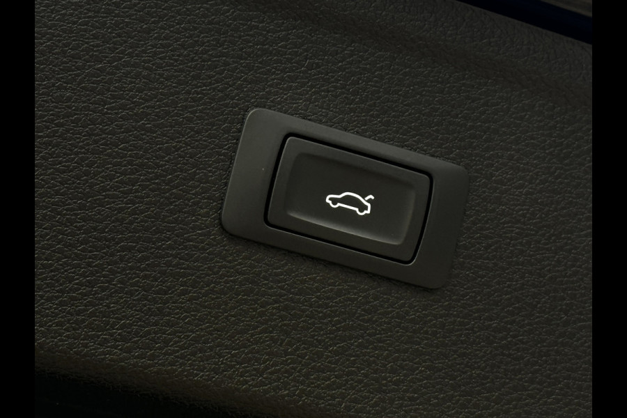 Audi Q5 50 TFSI e | Trekhaak | Carplay | Stoelverwarming | Elektrische achterklep | ACC | LED