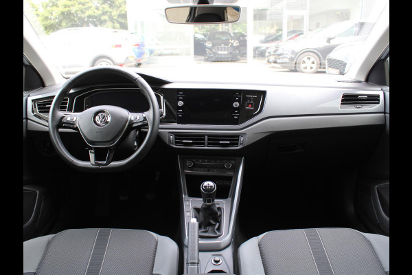 Volkswagen Polo 1.0 TSI Highline | PANORAMISCH SCHUIFDAK | APPLE CARPLAY |