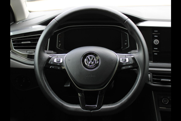 Volkswagen Polo 1.0 TSI Highline | PANORAMISCH SCHUIFDAK | APPLE CARPLAY |