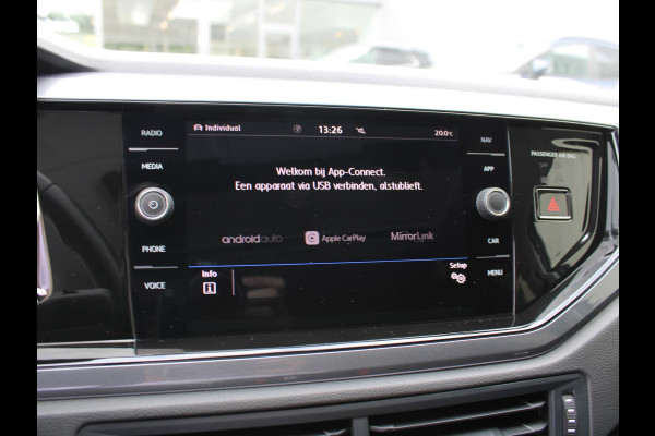 Volkswagen Polo 1.0 TSI Highline | PANORAMISCH SCHUIFDAK | APPLE CARPLAY |