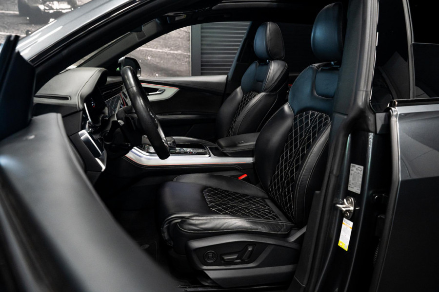 Audi Q8 55 TFSI quattro Pro Line Plus *Panorama / Bang & Olufsen Advanced / HUD / Soft-Close / Surround-View / Standverwarming*