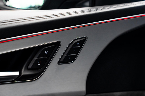 Audi Q8 55 TFSI quattro Pro Line Plus *Panorama / Bang & Olufsen Advanced / HUD / Soft-Close / Surround-View / Standverwarming*