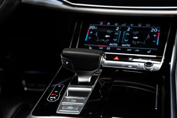 Audi Q8 55 TFSI quattro Pro Line Plus *Panorama / Bang & Olufsen Advanced / HUD / Soft-Close / Surround-View / Standverwarming*