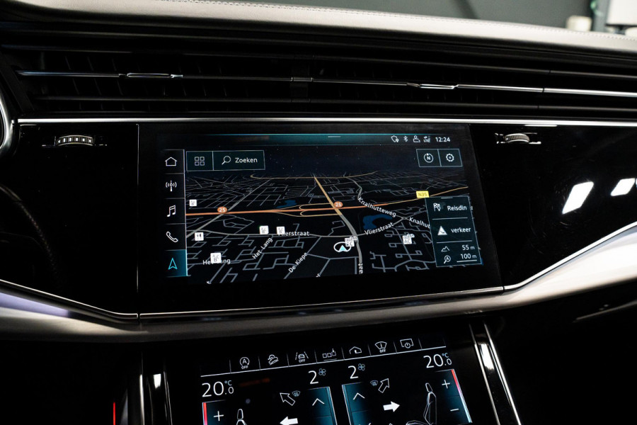 Audi Q8 55 TFSI quattro Pro Line Plus *Panorama / Bang & Olufsen Advanced / HUD / Soft-Close / Surround-View / Standverwarming*