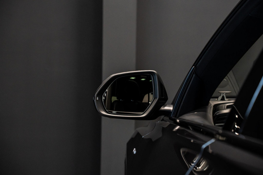 Audi Q8 55 TFSI quattro Pro Line Plus *Panorama / Bang & Olufsen Advanced / HUD / Soft-Close / Surround-View / Standverwarming*