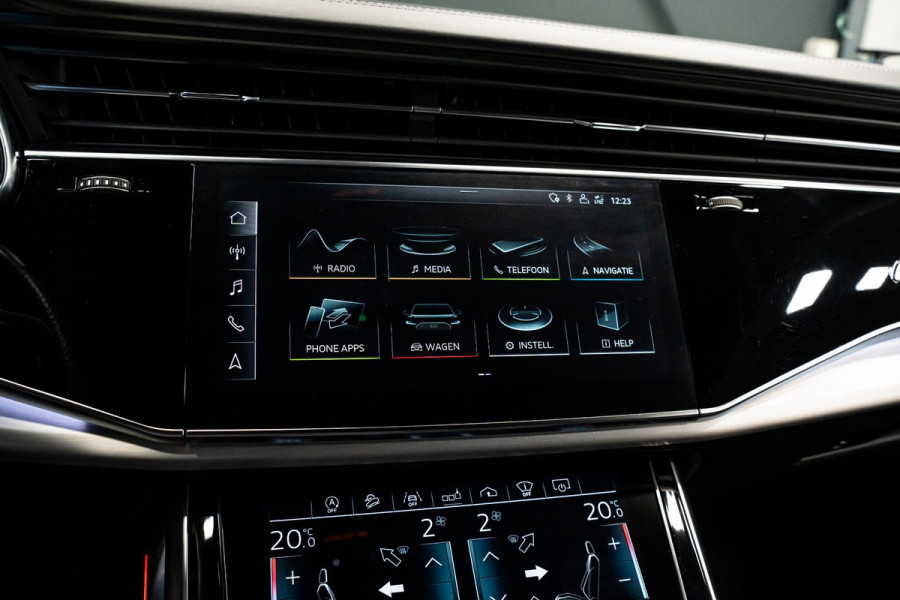 Audi Q8 55 TFSI quattro Pro Line Plus *Panorama / Bang & Olufsen Advanced / HUD / Soft-Close / Surround-View / Standverwarming*