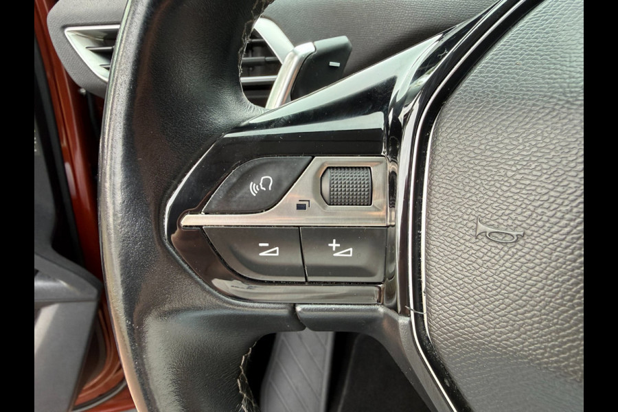 Peugeot 3008 1.2 PureTech Allure | Automaat | Carplay | Cam