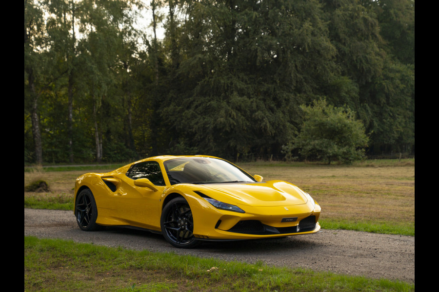 Ferrari F8 Spider 3.9 V8 HELE | Lift | JBL | Carbon interior