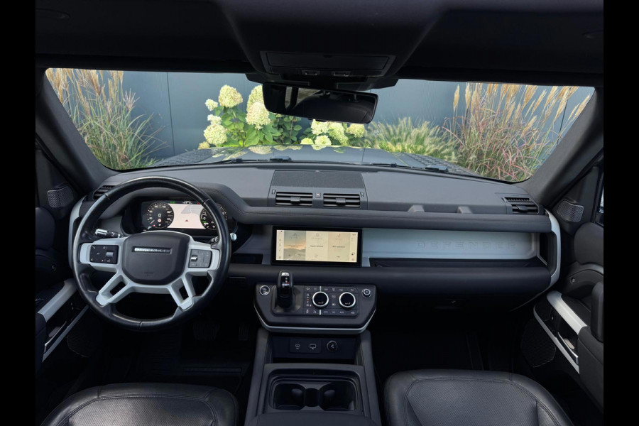 Land Rover Defender 110 2.0 P400e 110 S | Pano | 360 | Leder | Dealer onderhouden