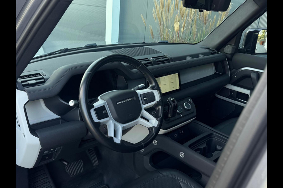 Land Rover Defender 110 2.0 P400e 110 S | Pano | 360 | Leder | Dealer onderhouden