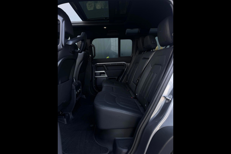 Land Rover Defender 110 2.0 P400e 110 S | Pano | 360 | Leder | Dealer onderhouden