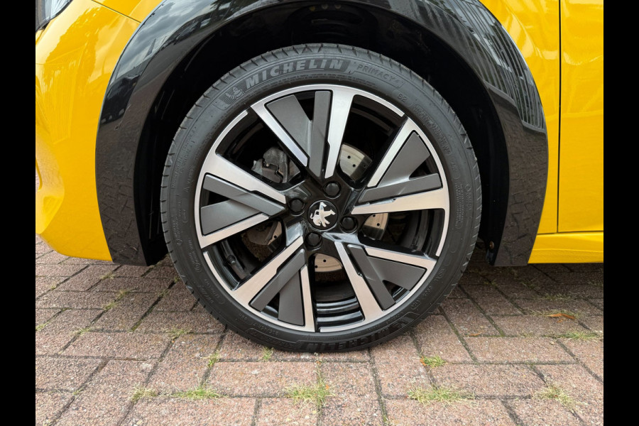 Peugeot 208 1.2 PureTech GT-Line | Automaat | Pano | Carplay