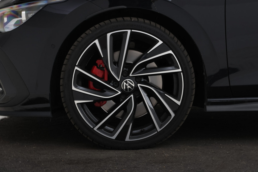 Volkswagen Golf 2.0 TSI GTI Panorama, Digitaldash, Trekhaak