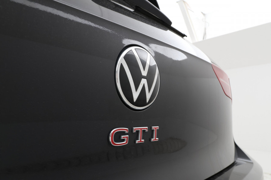 Volkswagen Golf 2.0 TSI GTI Panorama, Digitaldash, Trekhaak