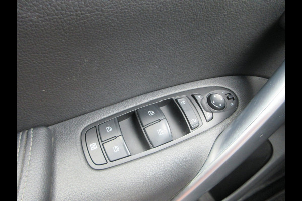 Mercedes-Benz X-Klasse 350D, V6, 259pk, 4-Matic, 4x4, Power Edition, LED, Camera, Navigatie.