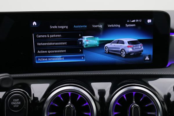 Mercedes-Benz A-Klasse 250 e Business Solution AMG Limited Widescreen, Camera, Cruise, Sfeerverlichting, LED, Apple CarPlay, 18"