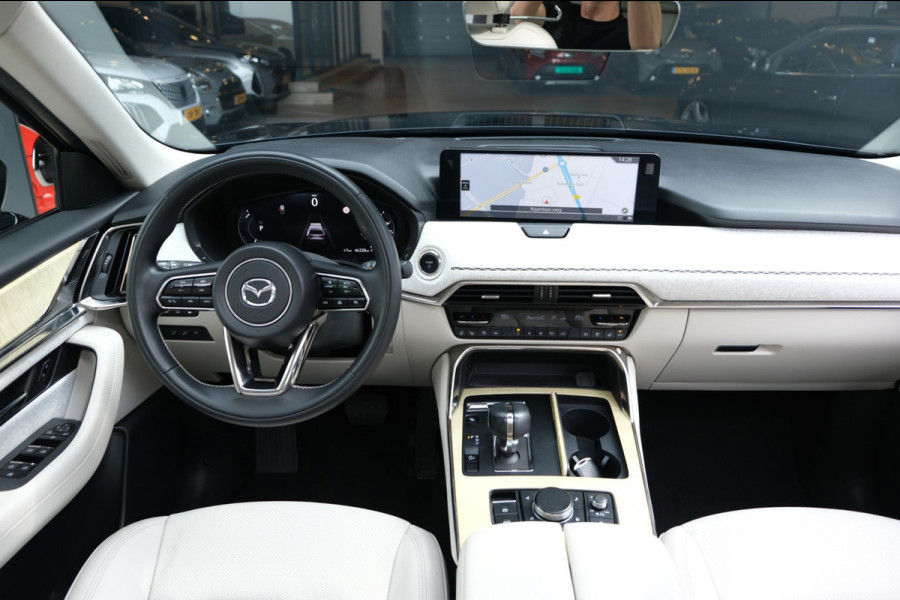 Mazda CX-60 2.5 e-SkyActiv PHEV Takumi *PANORAMADAK* Wegklapbare Trekhaak/Navi/Camera/20" LMV