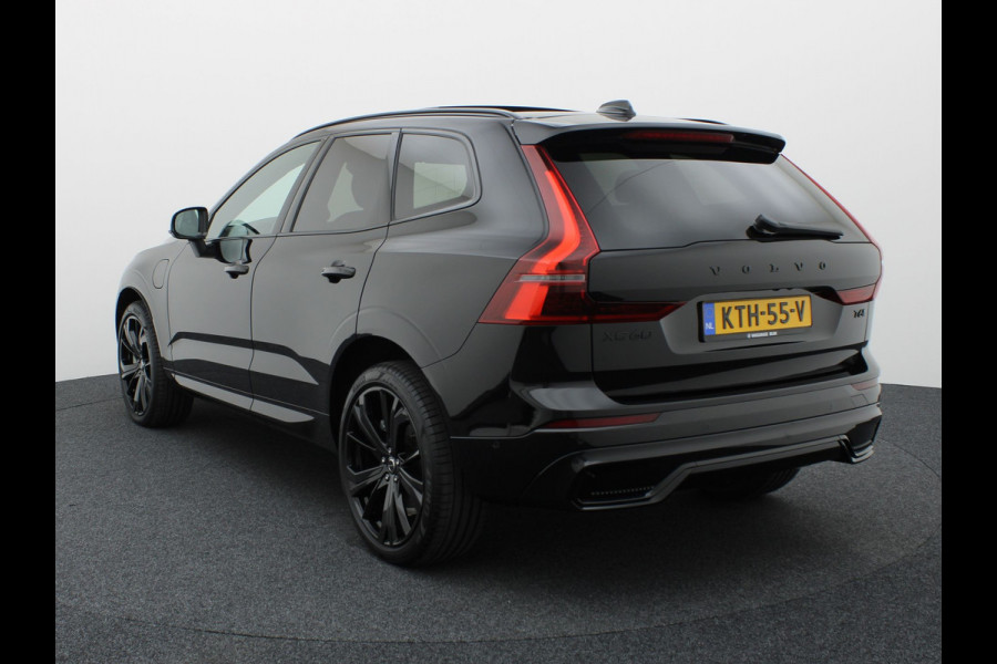 Volvo XC60 2.0 T6 Plug-in hybrid AWD Plus Dark | Trekhaak | Panodak | Dode Hoek | 360 Camera | Harman Kardon | Head Up | Elk. Klep | Prijs Rijklaar !!