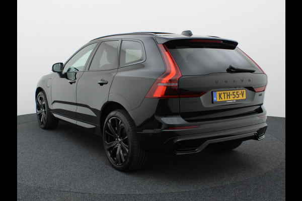 Volvo XC60 2.0 T6 Plug-in hybrid AWD Plus Dark | Trekhaak | Panodak | Dode Hoek | 360 Camera | Harman Kardon | Head Up | Elk. Klep | Prijs Rijklaar !!