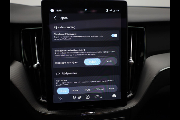Volvo XC60 2.0 T6 Plug-in hybrid AWD Plus Dark | Trekhaak | Panodak | Dode Hoek | 360 Camera | Harman Kardon | Head Up | Elk. Klep | Prijs Rijklaar !!