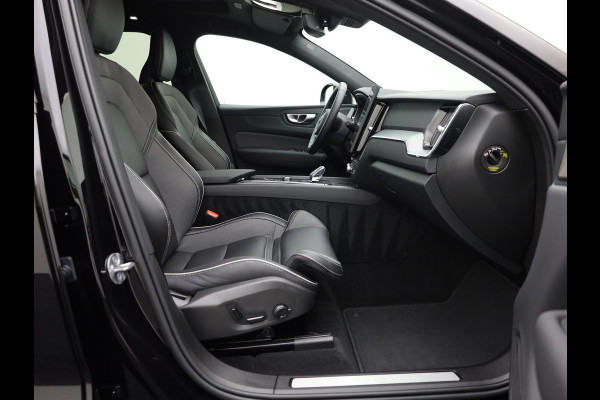 Volvo XC60 2.0 T6 Plug-in hybrid AWD Plus Dark | Trekhaak | Panodak | Dode Hoek | 360 Camera | Harman Kardon | Head Up | Elk. Klep | Prijs Rijklaar !!