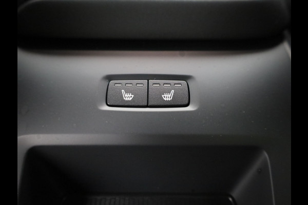 Volvo XC60 2.0 T6 Plug-in hybrid AWD Plus Dark | Trekhaak | Panodak | Dode Hoek | 360 Camera | Harman Kardon | Head Up | Elk. Klep | Prijs Rijklaar !!